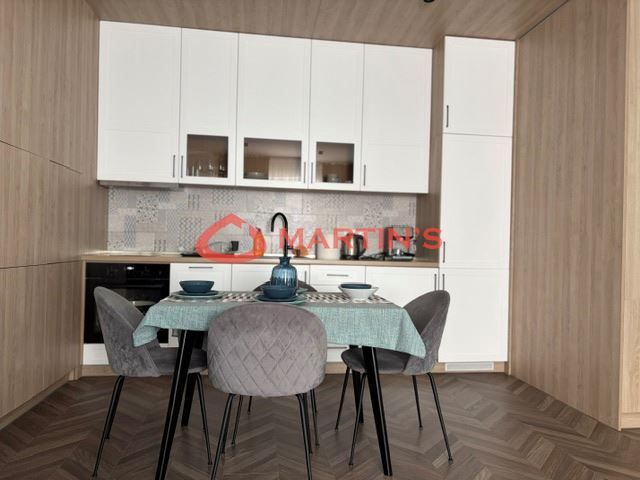 2-стаен в София-Дианабад площ 70 цена 820