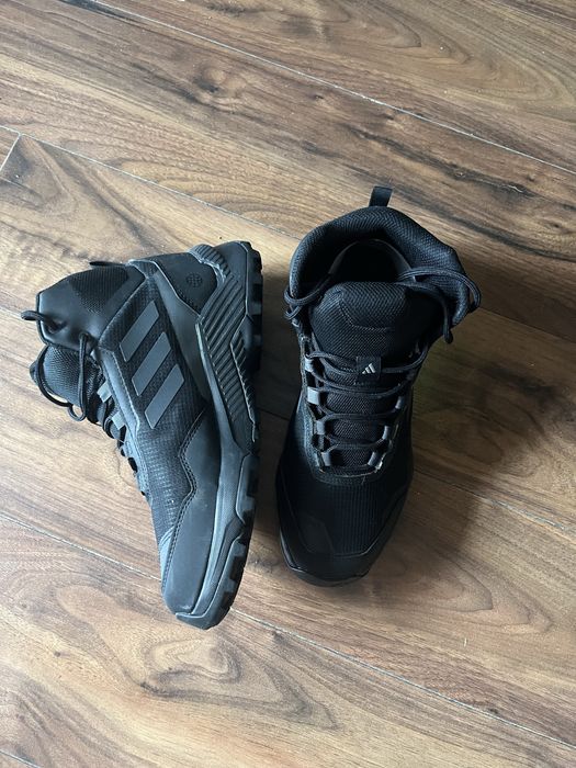 Ghete Adidas TERREX.