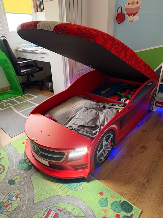 Детско легло Кола с матрак и светлини