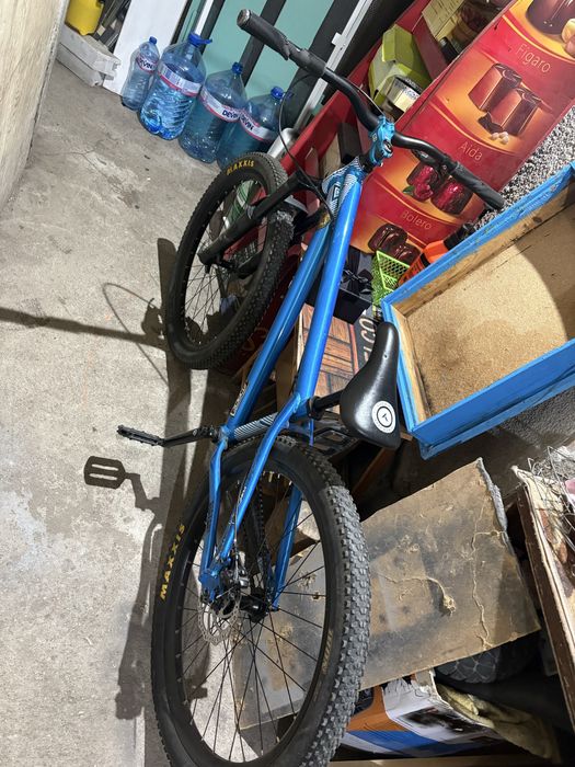 Dirt jimp octane one