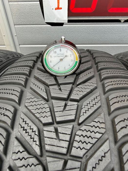 Anvelopa iarna 235/45 R20 Hankook Winter I Cept EVO 3 X , Nokian WR Suv 4