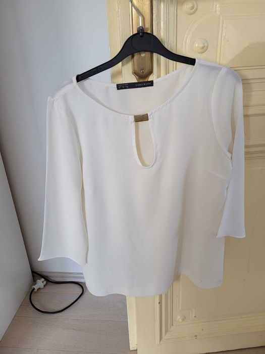 bluza alba de la Zara
