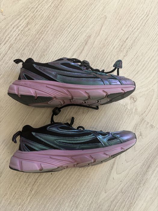 Sneakers Reserved, marime 33