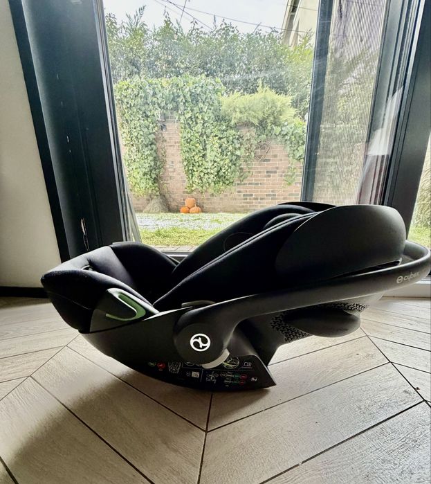 Pachet Carucior Baby Zen 2 + Scoica Cybex Cloud G I Size