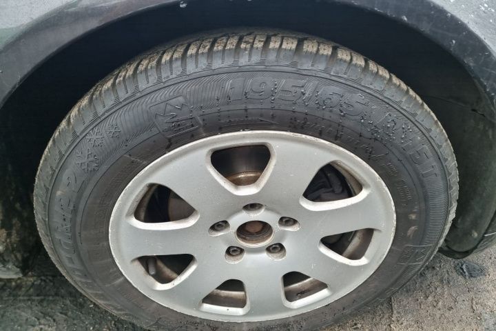 Dezmembrez Audi A3 8P facelift  motor 1.9tdi  105 cp BLS dezmembrari cutie de viteze automata turbina