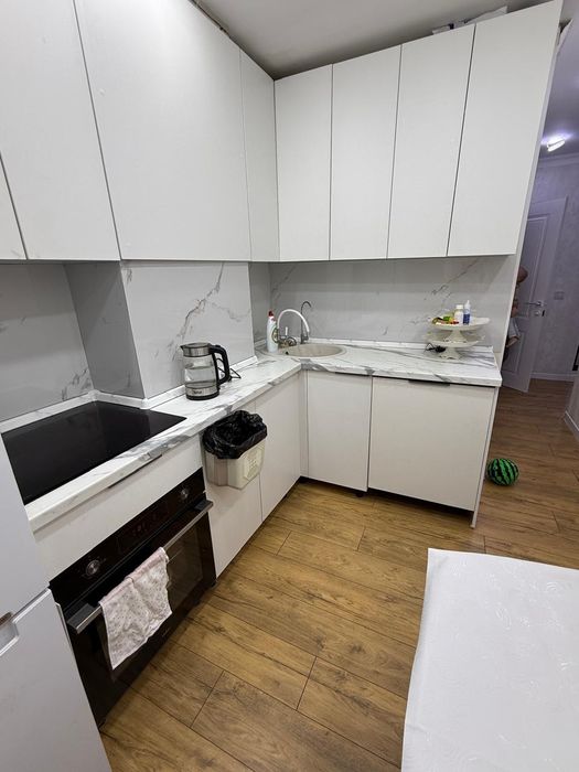 Продаётся 2-х комнатная