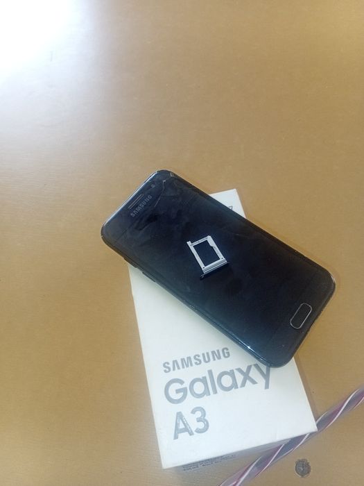 Samsung a3 с коробкой