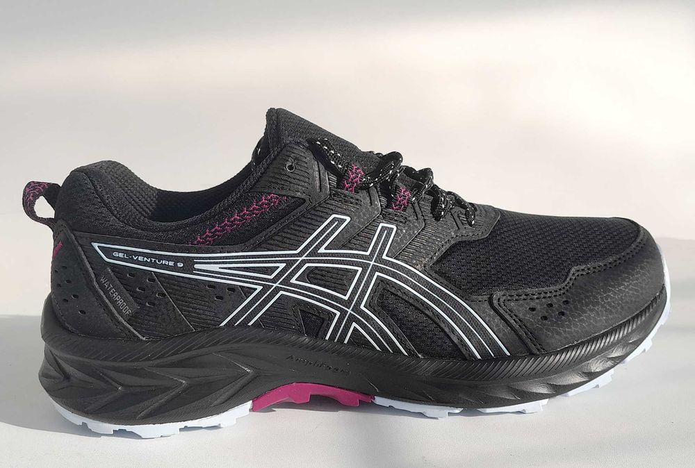 Нови оригинални  фитнес маратонки  Asics Gel Venture IX Trail  -  40.5
