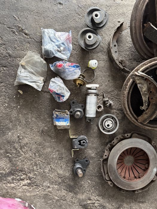 Продам автозапчасти