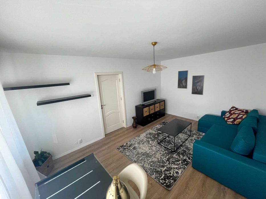 Apartament cu 3 camere in Drumul Taberei + Loc de parcare inclus