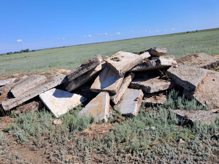 Подам дорожные плиты