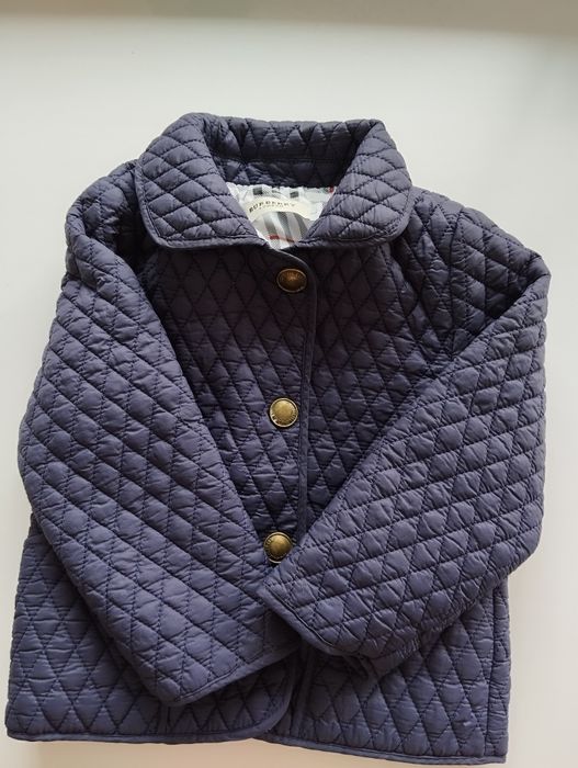 Продам куртку детскую