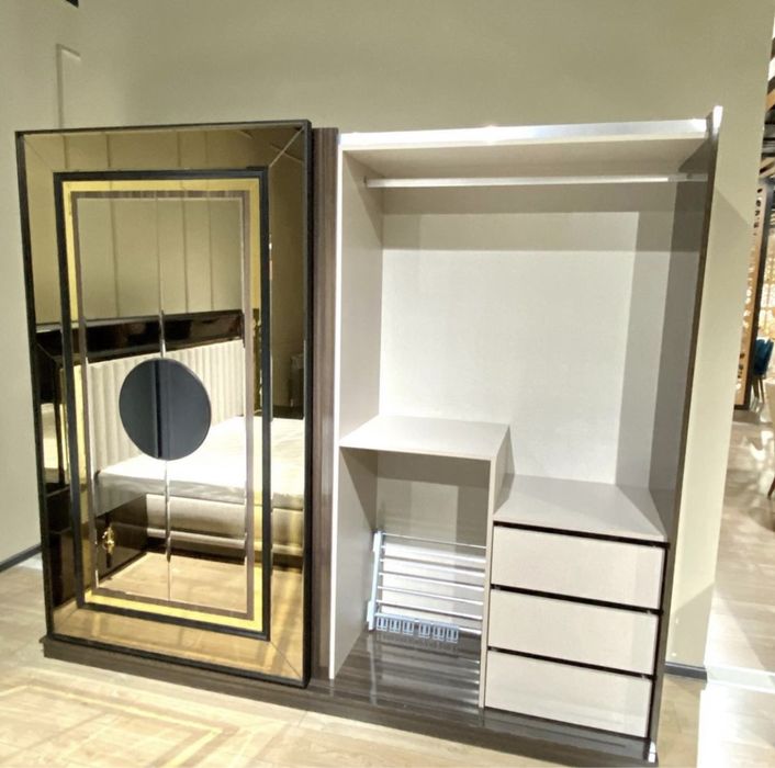 Спальный гарнитур