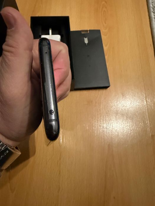 Huawei Mate 20 Pro 128GB + 6GB RAM