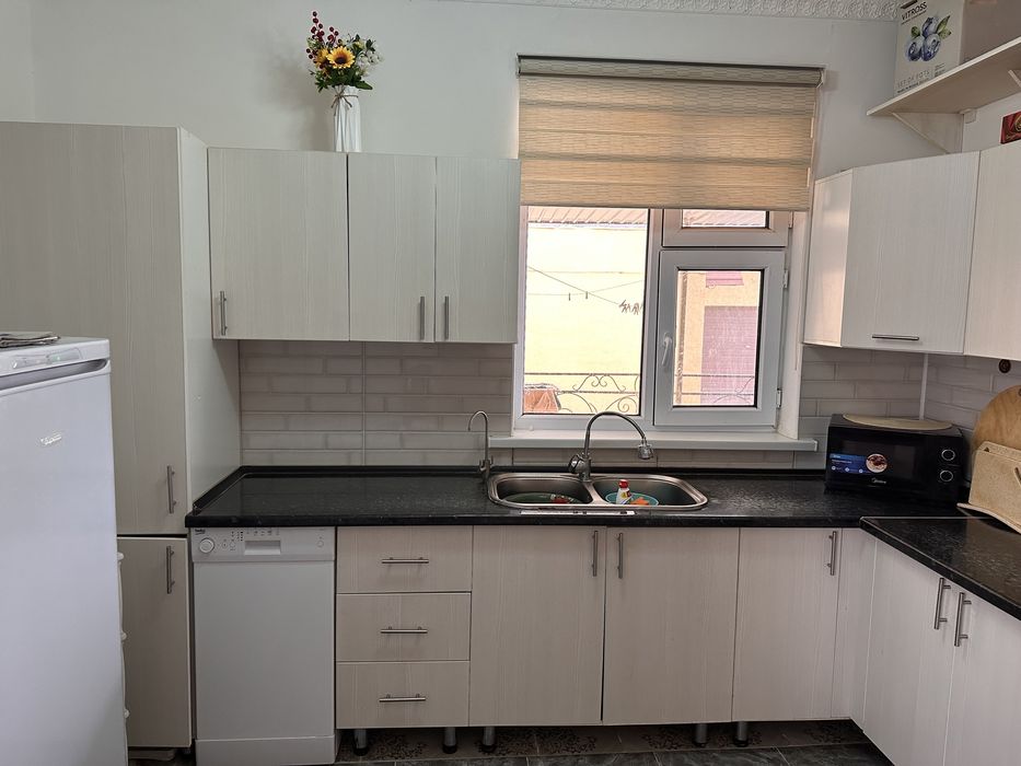 Продается кухонный гарнитур