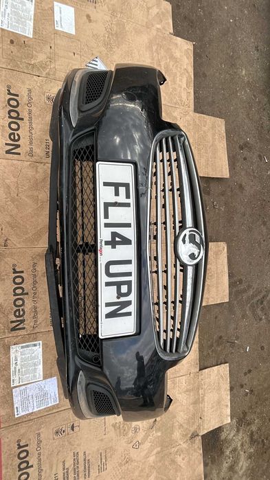 Bara fata Opel Insignia an 2014 facelift
