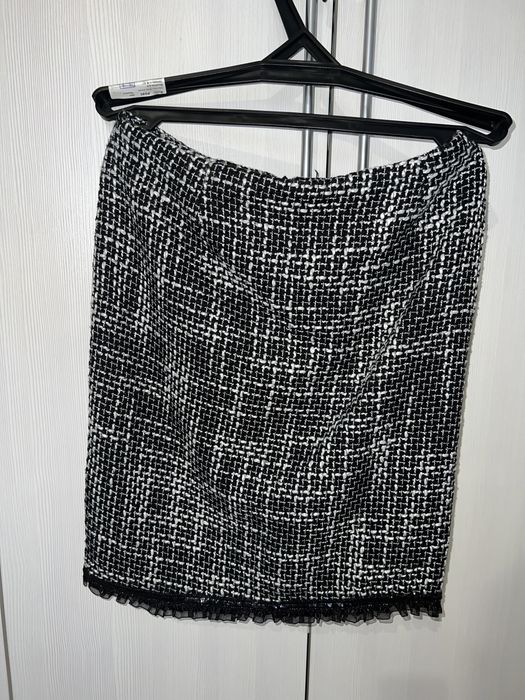 Женский юбочный костюм