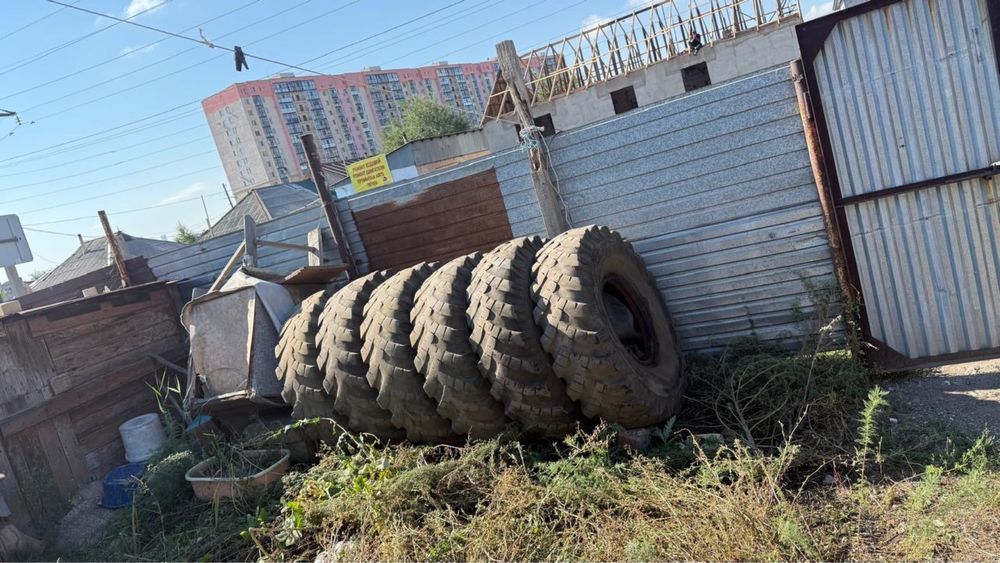 Продам покрышки Урал б/у