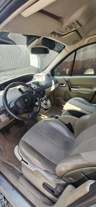 RENAULT Grand Scenic 2004 — imagine 3