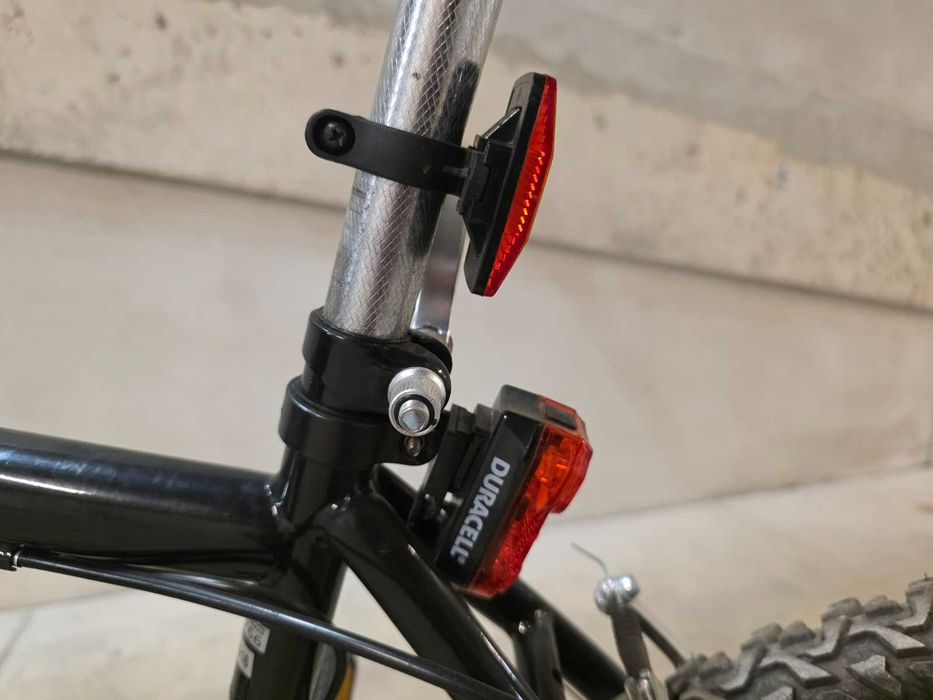 2 броя велосипеди в перфектно състояние, марка INTERBIKE, 26 цола алуминиеви двуслойни капли