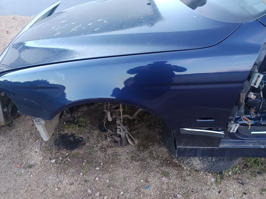 Преден ляв калник за бмв е39