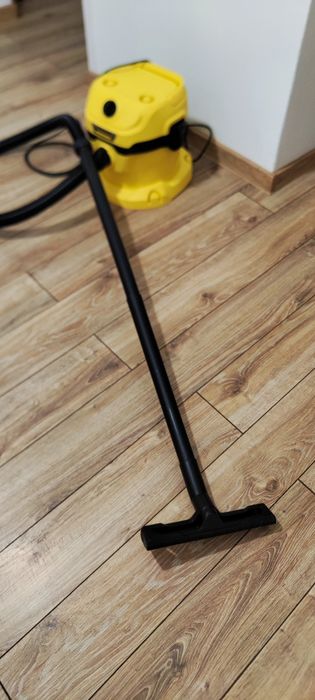 Aspirator Nou Karcher+ saci cadou