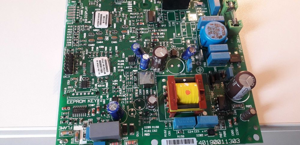 Placa electronica pentru centrala termica ARISTON MATIS 24 FF