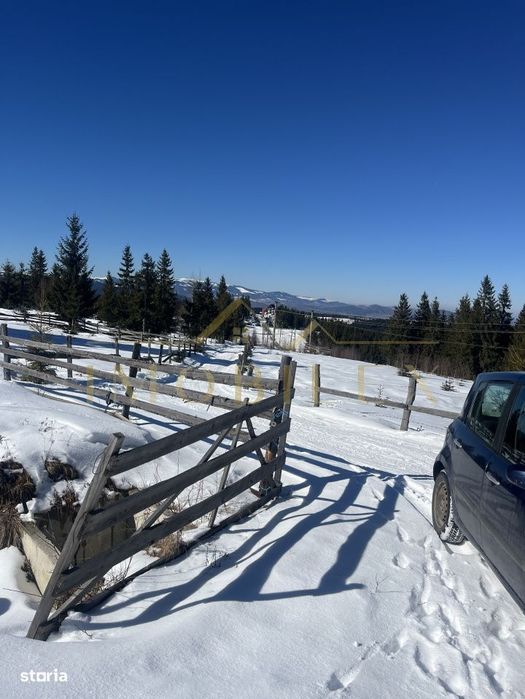 Teren intravilan 800 mp, PUZ , 200m de partia de schi Marisel