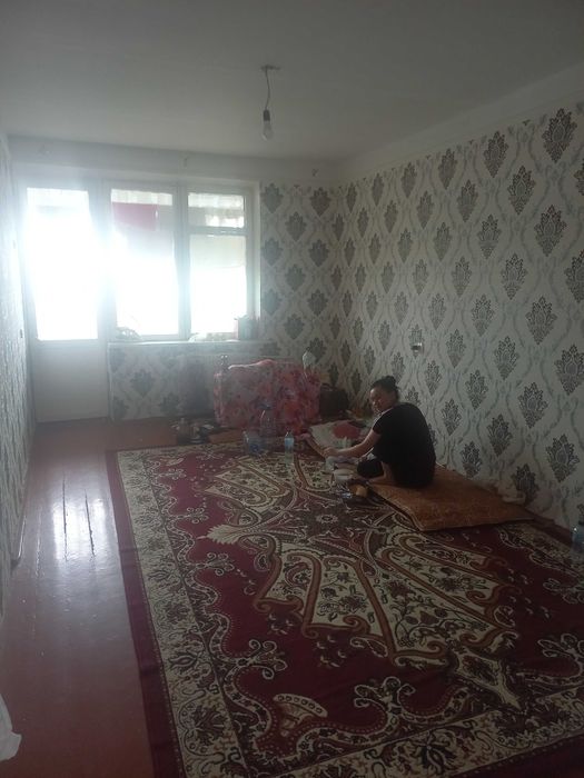 2 хонали квартира сотилади.