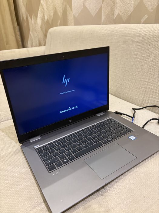 Продаю HP ZBook Studio G5