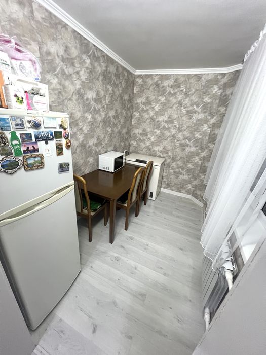 продается 3 комнатная квартира