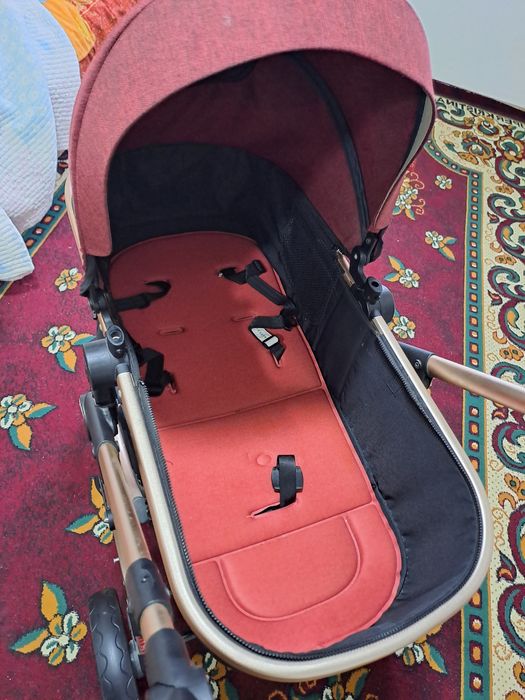 Коляска в очень хорошим состоянием