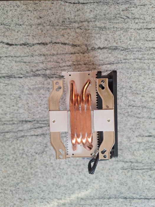 Arctic Freezer 34 въздушно охлаждане за PC