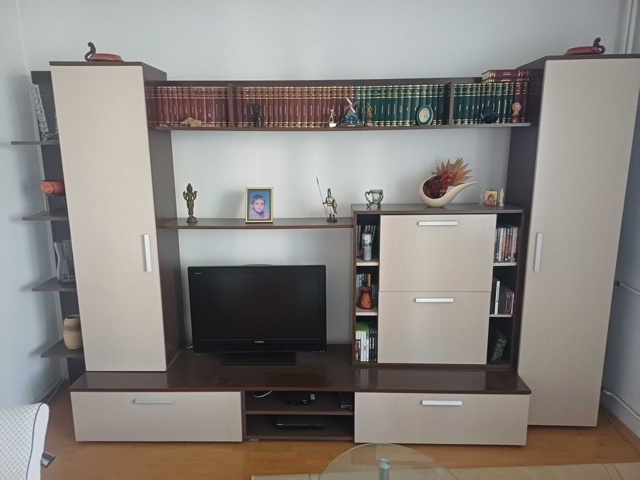 Biblioteca cu bar,  3 m lățime