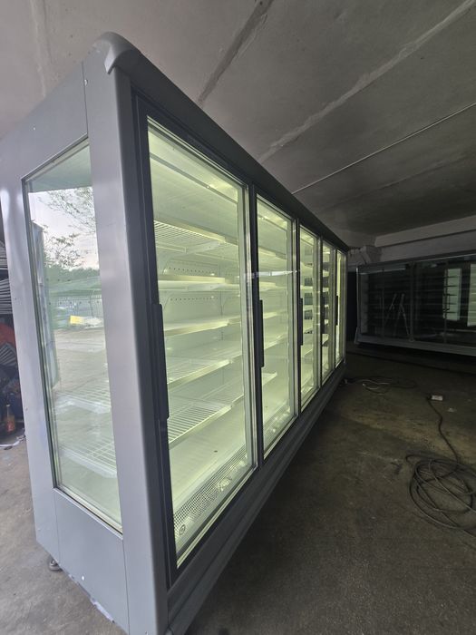 Vitrna frigorifica CONGELARE / REFRIGERARE