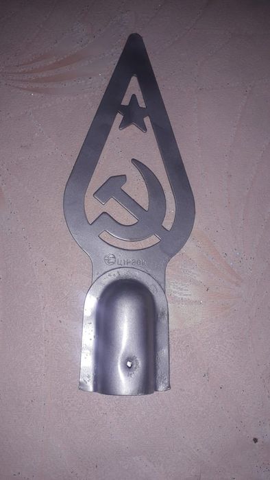 Наконечник на знамя