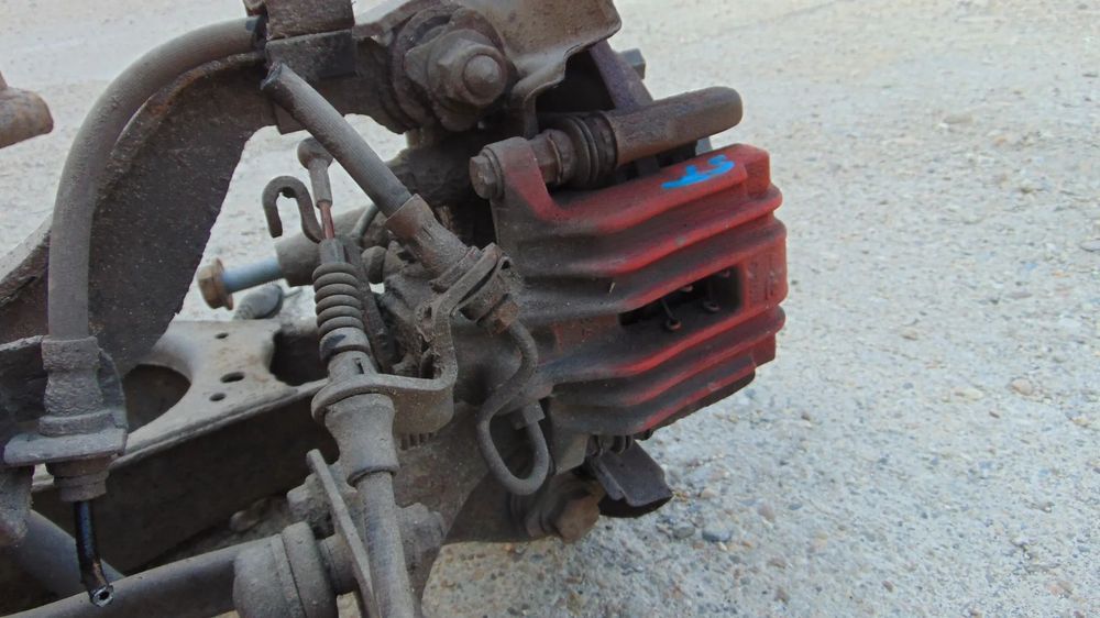 Etrier spate VW golf 6 etrier spate stanga dreapta spate dezmembrez golf 6