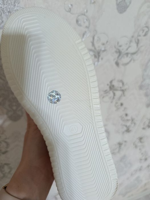 Продам удобные мокасины