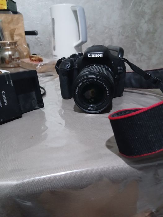 Фотоаппарат ,Ganon EDS 600D