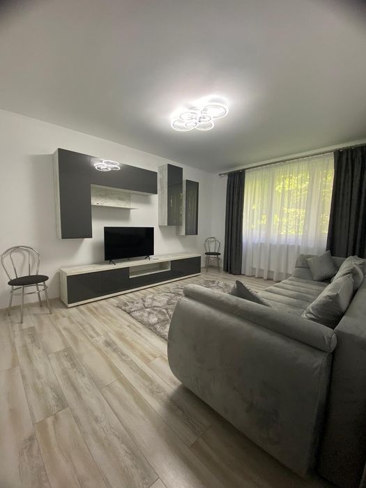 Apartament de închiriat 2 camere Bld. Alexandru Obregia