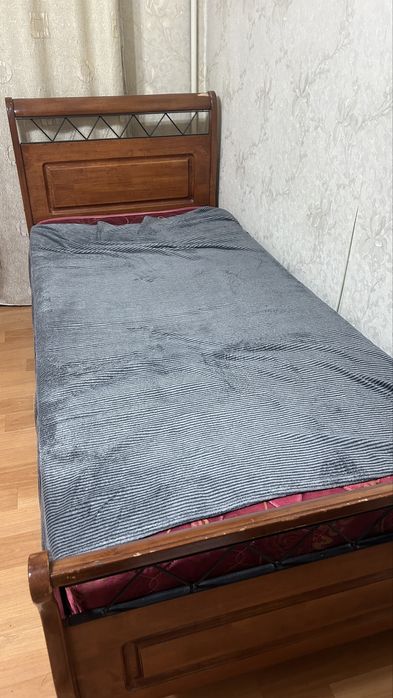 Кровать односпальная