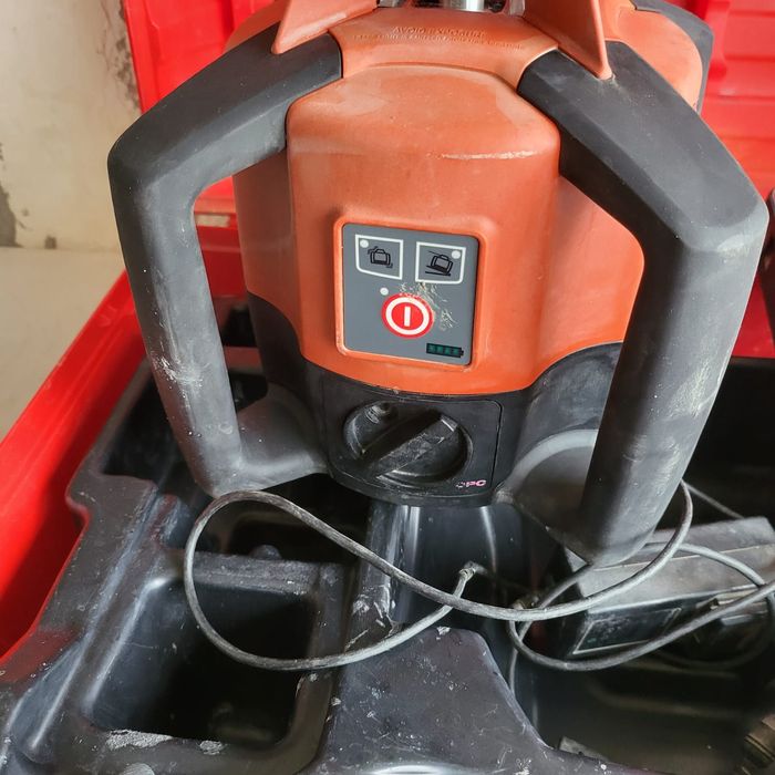 Nivela laser Hilti PRE 3