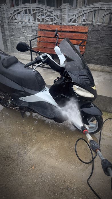 Vand schimb Malaguti Madison 125cc 4t racire apa, Cititi Descrierea!!!