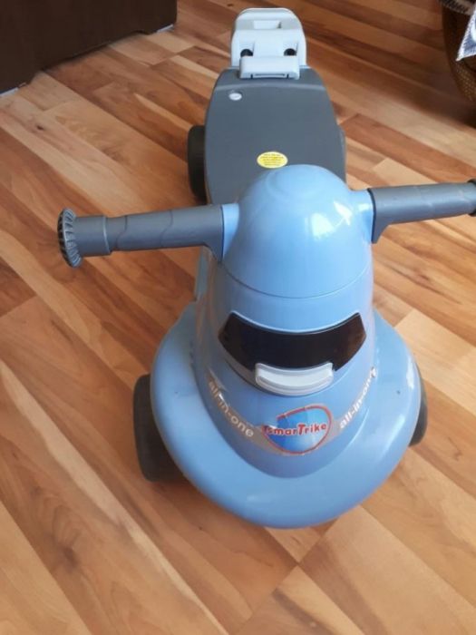 Смарт Трике 2 в 1 - кола за бутане с крачета + тротинетка