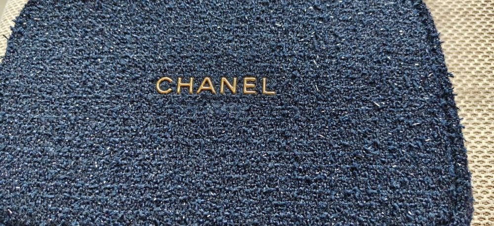 Chanel authentic tweed bag