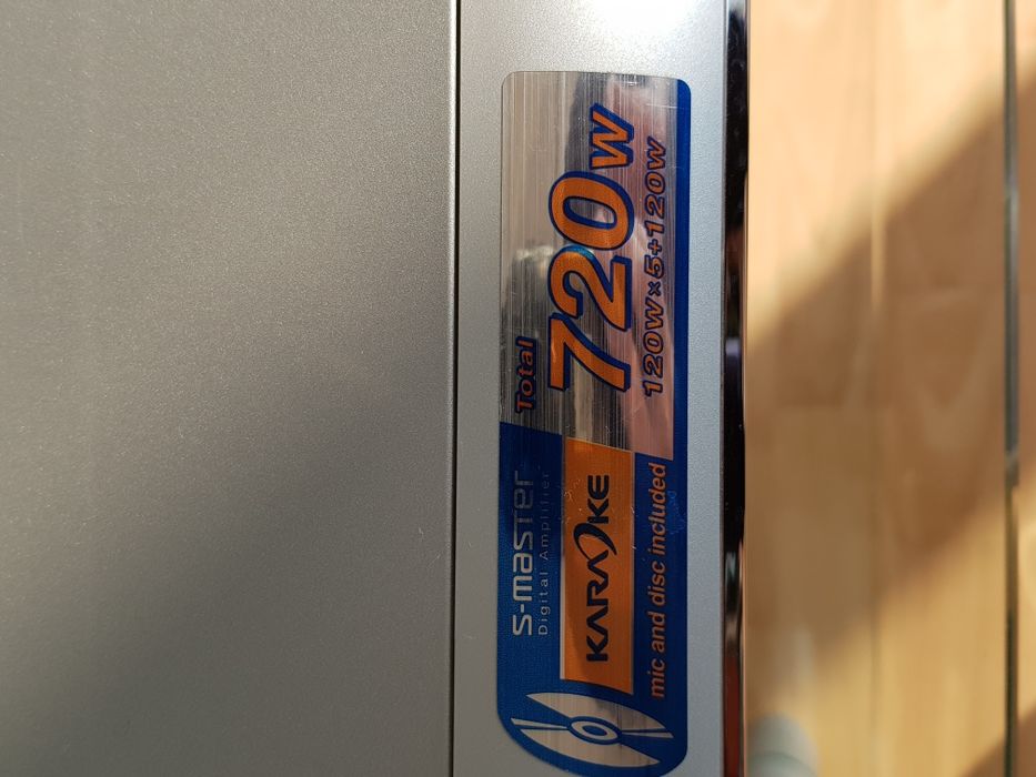Продам DVD player караоке музыкальный центр