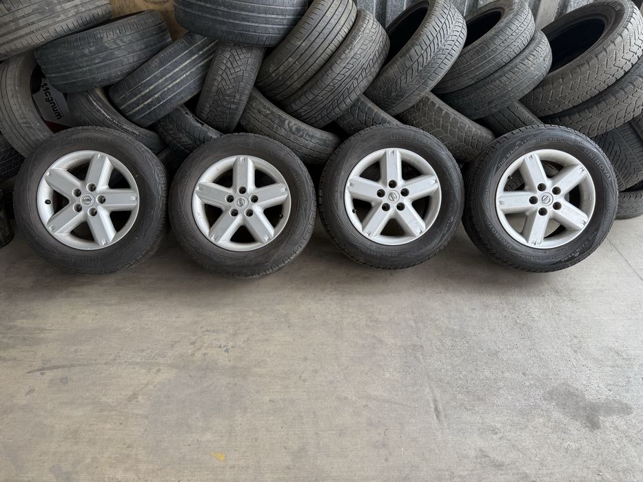 Оригинални джанти за Nissan 16 цола 5x114.3 с гуми