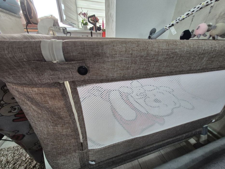 Vând pătuț pliabil bebe