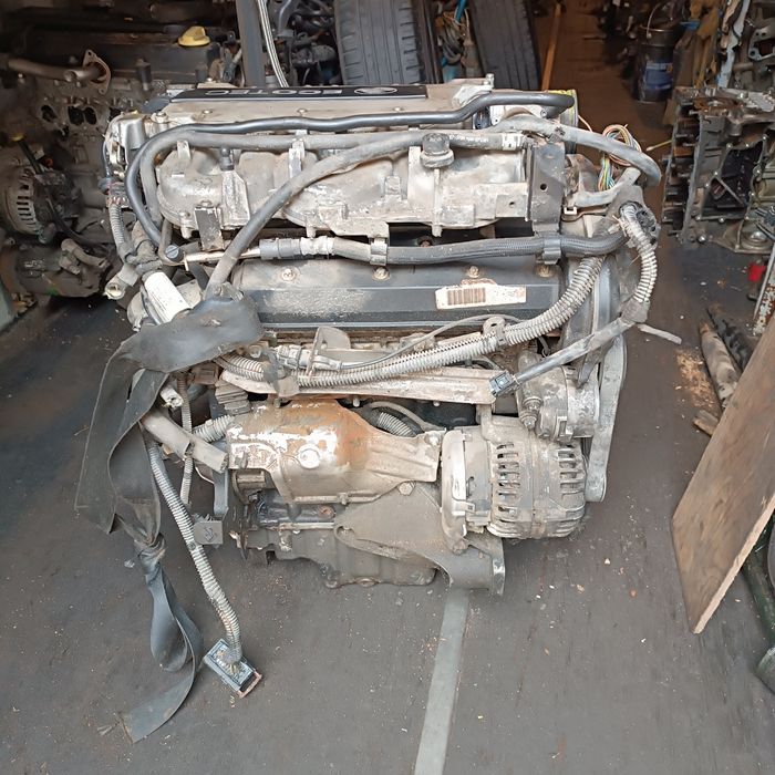 Двс мотор двигатель Z32SE на Opel