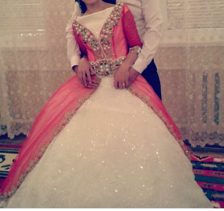 Продаю свадебное платье.